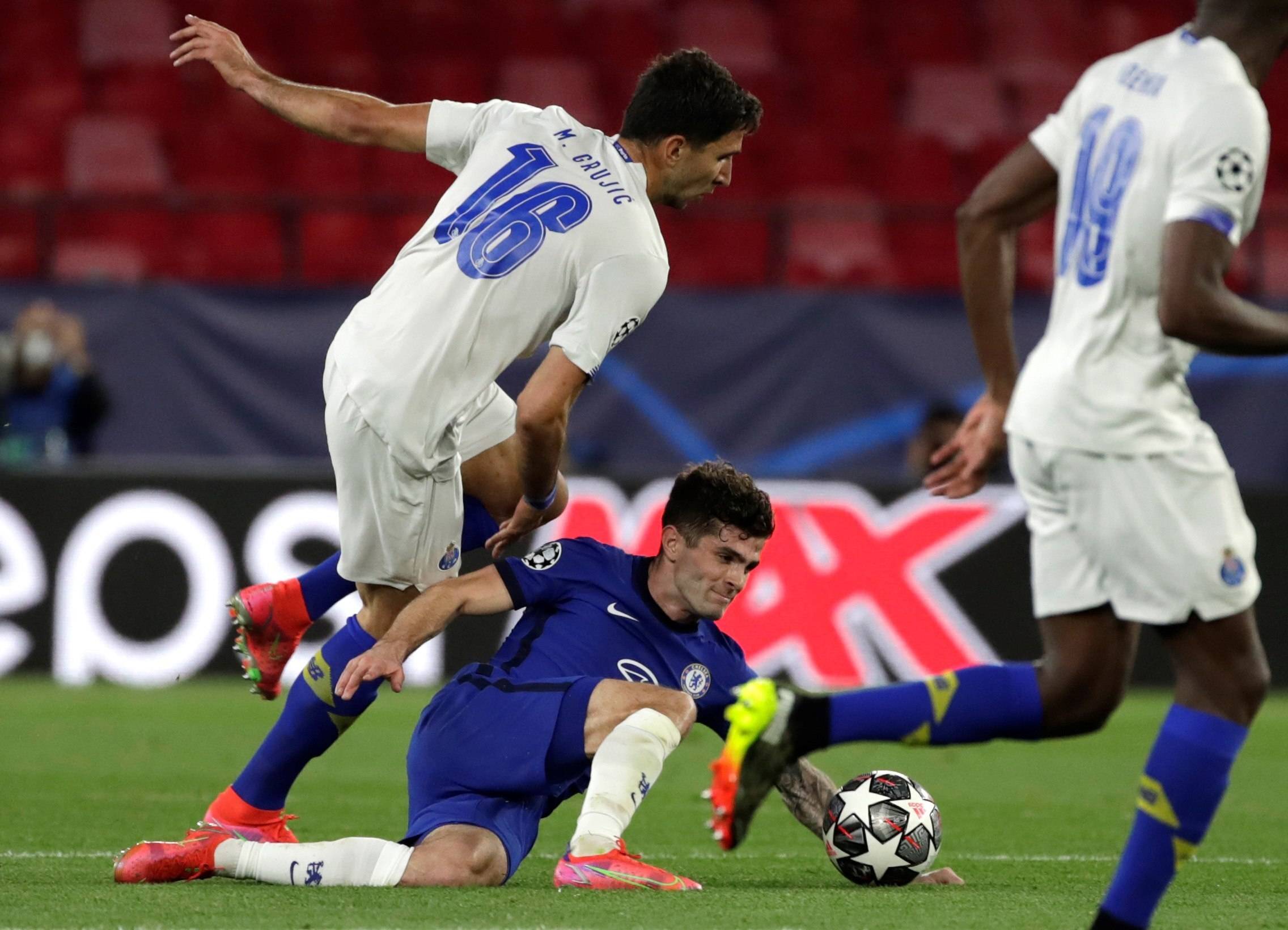 葡超倒计时，塞维利亚集结日战术微调，细节引发关注，赛场秩序良好，控场能力受关注