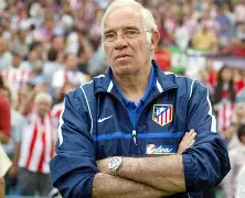 熊猫直播平台官方-意甲转会期再迎强敌，马德里竞技回应争议，主帅态度：引发热议，阵容厚度经受考验